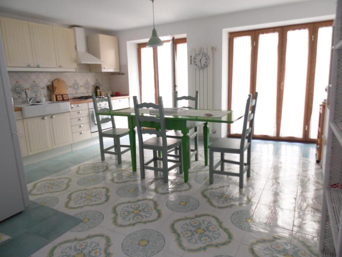 A Casa Di Monica Appartement Pozzuoli Buitenkant foto