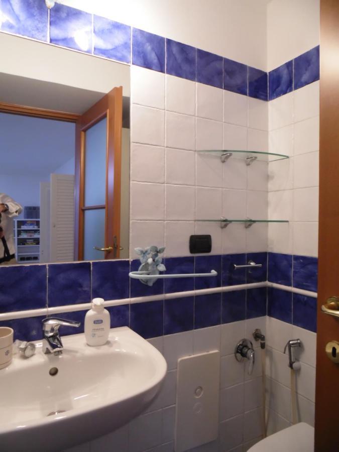 A Casa Di Monica Appartement Pozzuoli Buitenkant foto