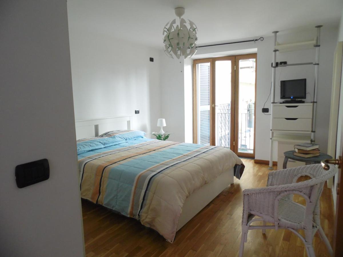 A Casa Di Monica Appartement Pozzuoli Buitenkant foto