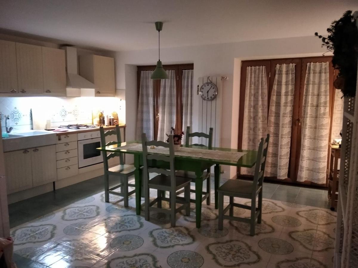 A Casa Di Monica Appartement Pozzuoli Buitenkant foto