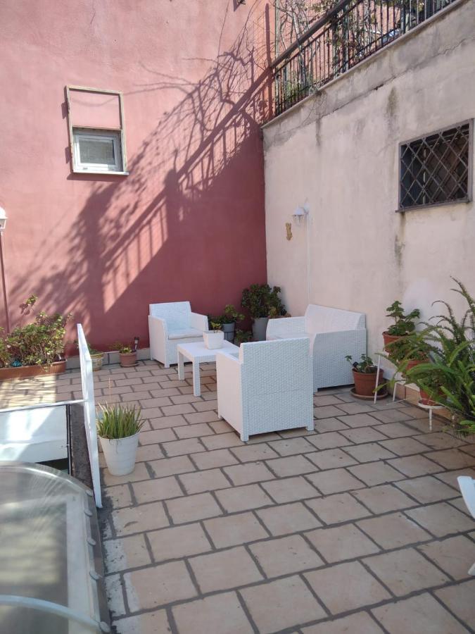 A Casa Di Monica Appartement Pozzuoli Buitenkant foto
