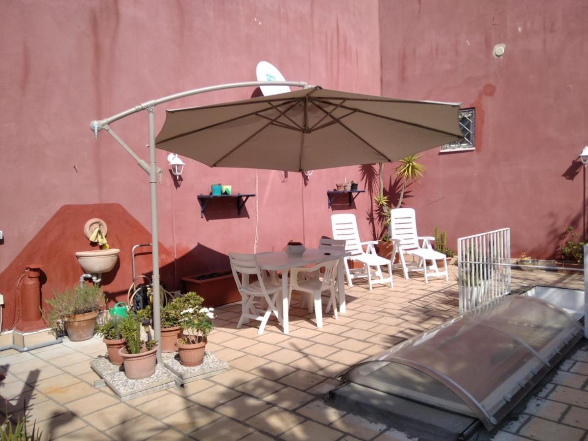 A Casa Di Monica Appartement Pozzuoli Buitenkant foto